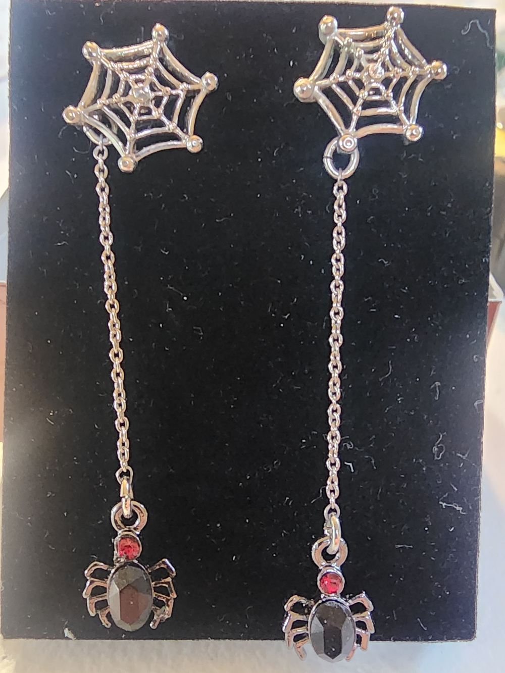 Avon Silver-Tone Spider Web Drop Earrings with Red and Black Accents W Box